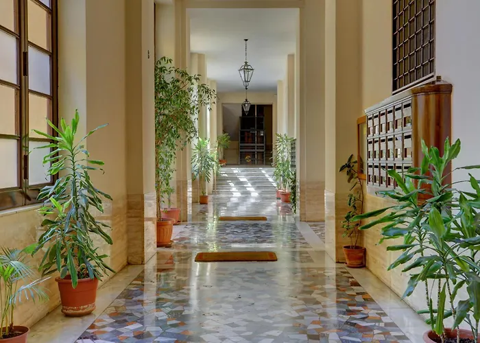 Vatican View - 2 Bedrooms & 2 Bathrooms - And